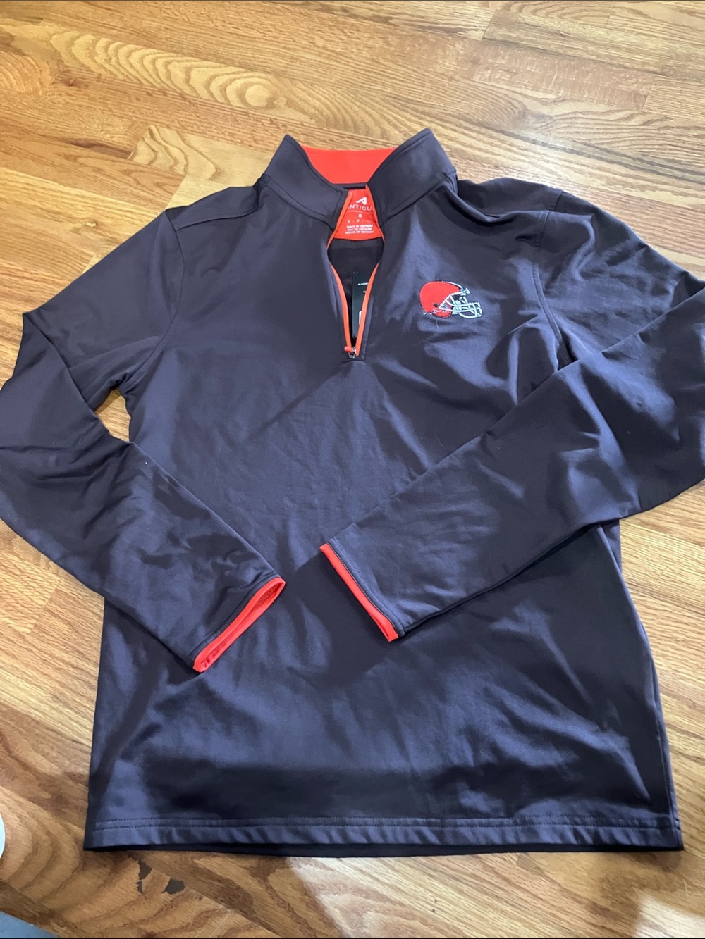 Antigua Cleveland Long-Sleeve Quarter-Zip with Orange Accents Sz S EUC